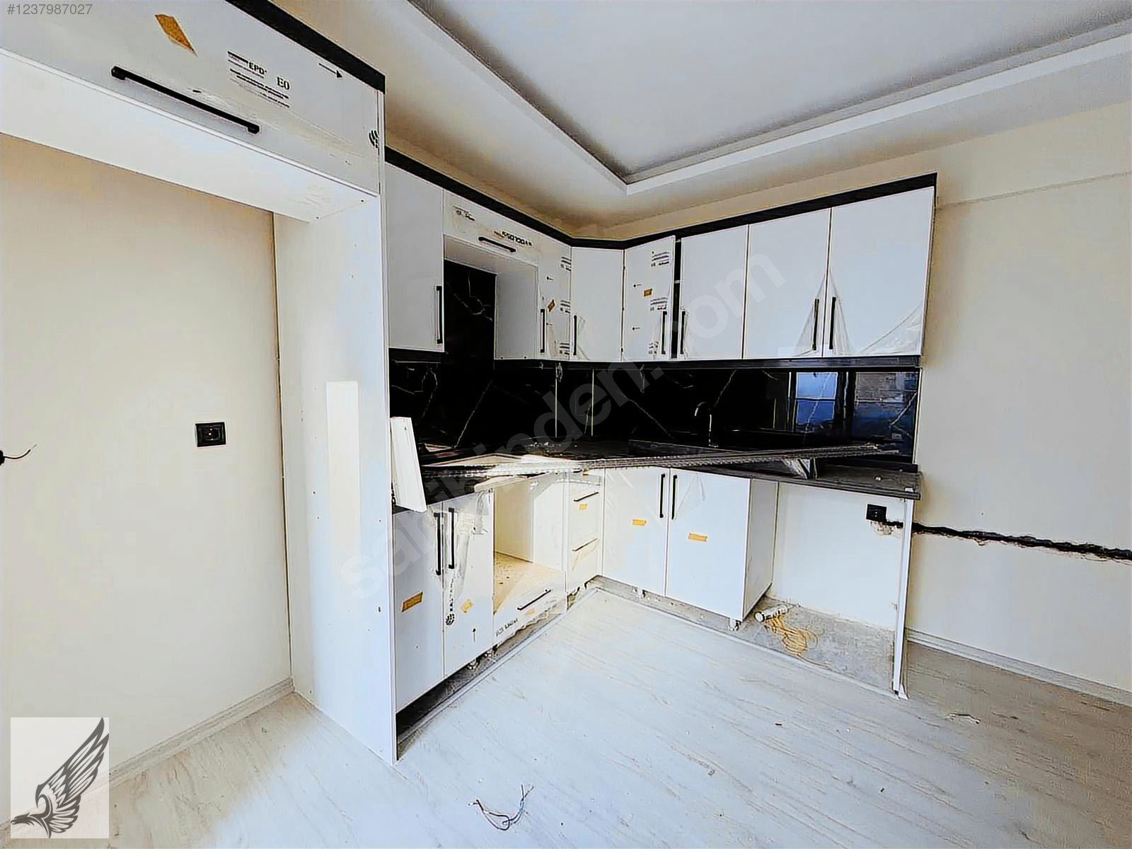 MERKEZİ KONUMDA YATİRİMLİK BAHÇE KULLANIMLI 1+1 DAİRE - İZMİR SEFERİHİSAR fotoğraf 2