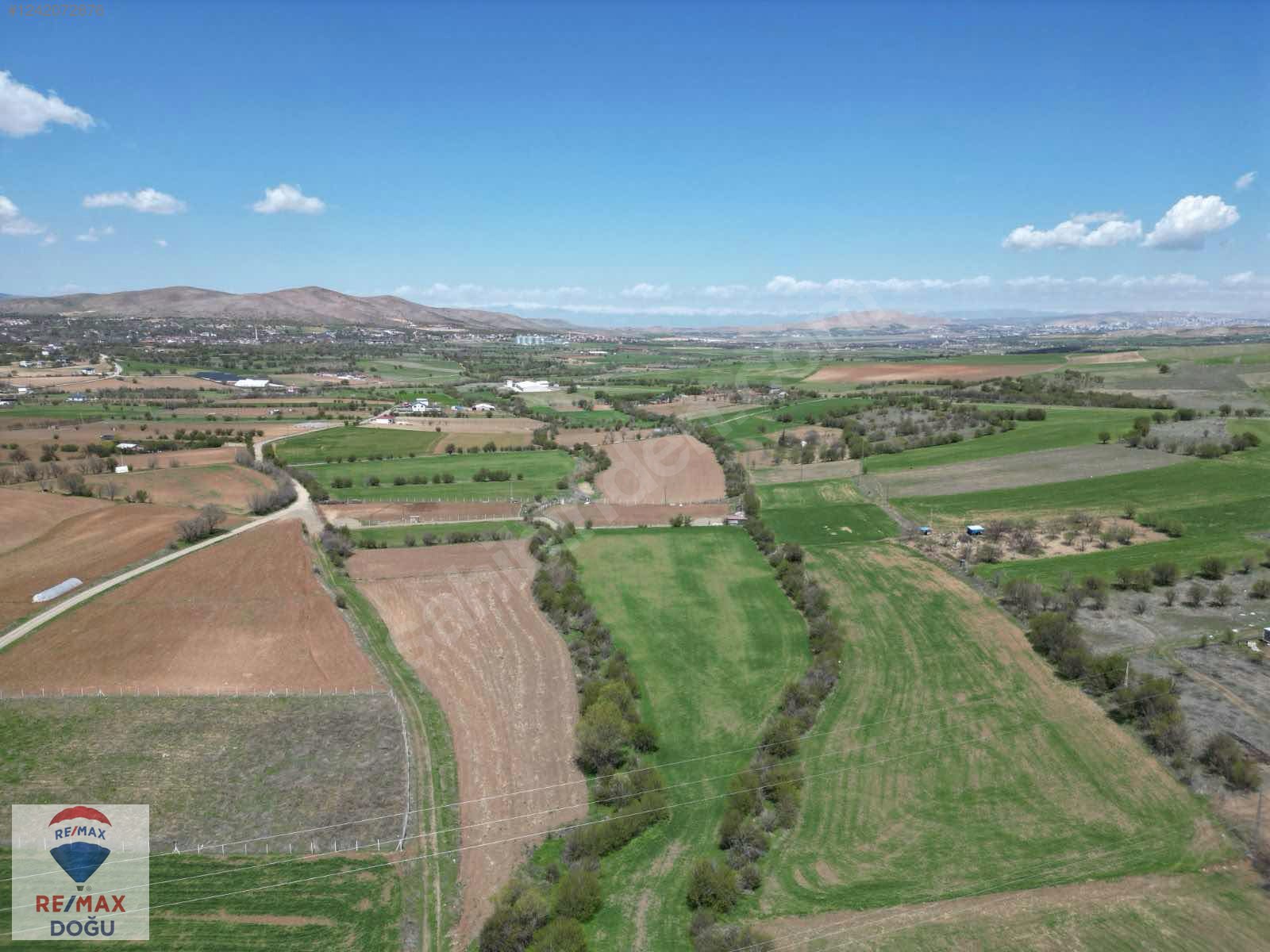 REMAX DOĞUDAN HANKENDİ EKRÜZDE 12,341 M2 SATILIK FIRSAT TARLA - ELAZIĞ MERKEZ fotoğraf 6