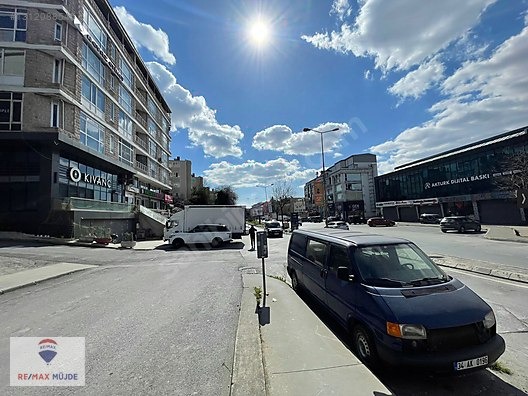 SAVAŞ CADDESİNDE 4 CEPHELİ TAM KAT KİRALIK 350 M2 - İSTANBUL GÜNGÖREN fotoğraf 26
