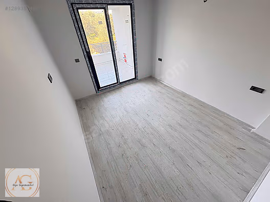 ARYA'DAN GENİŞ BALKONLU BAHÇE KATI 2+1 SATILIK DAİRE - BALIKESİR EDREMİT fotoğraf 10