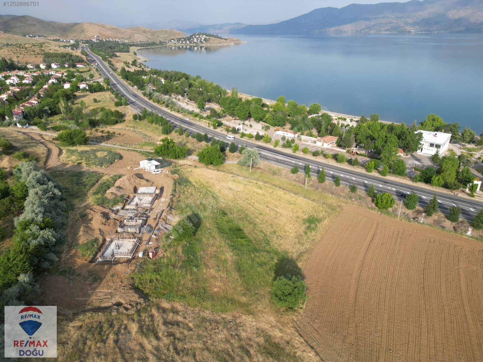 REMAX DOĞU'DAN HAZAR GÖLÜ'NDE İMARLI ARAZİ - ELAZIĞ SİVRİCE fotoğraf 6