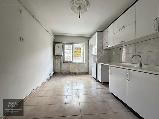 ROYAL EMLAKTAN 112 KARŞISINDA KİRALIK 3+1 DAİRE - AMASYA MERKEZ fotoğraf 6