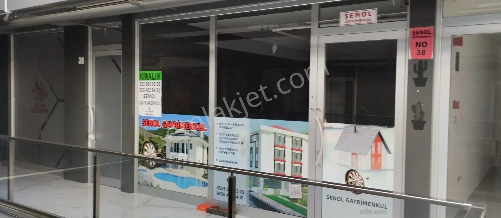 Yarımcapark İşmerkezinde Satılık Dükkan - KOCAELİ KÖRFEZ fotoğraf 3
