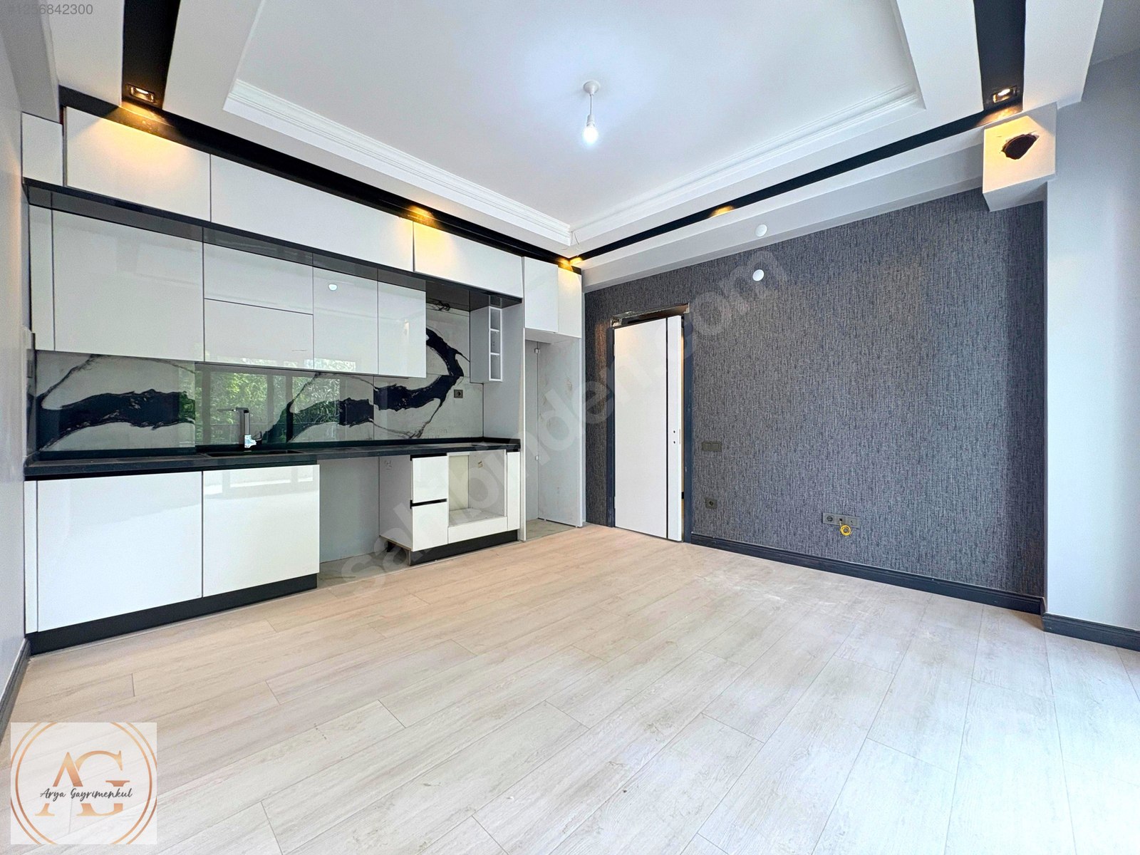 ARYA'DAN AKÇAY'DA 2+1 AMERİKAN MUTFAK SATILIK DAİRE - BALIKESİR EDREMİT fotoğraf 2