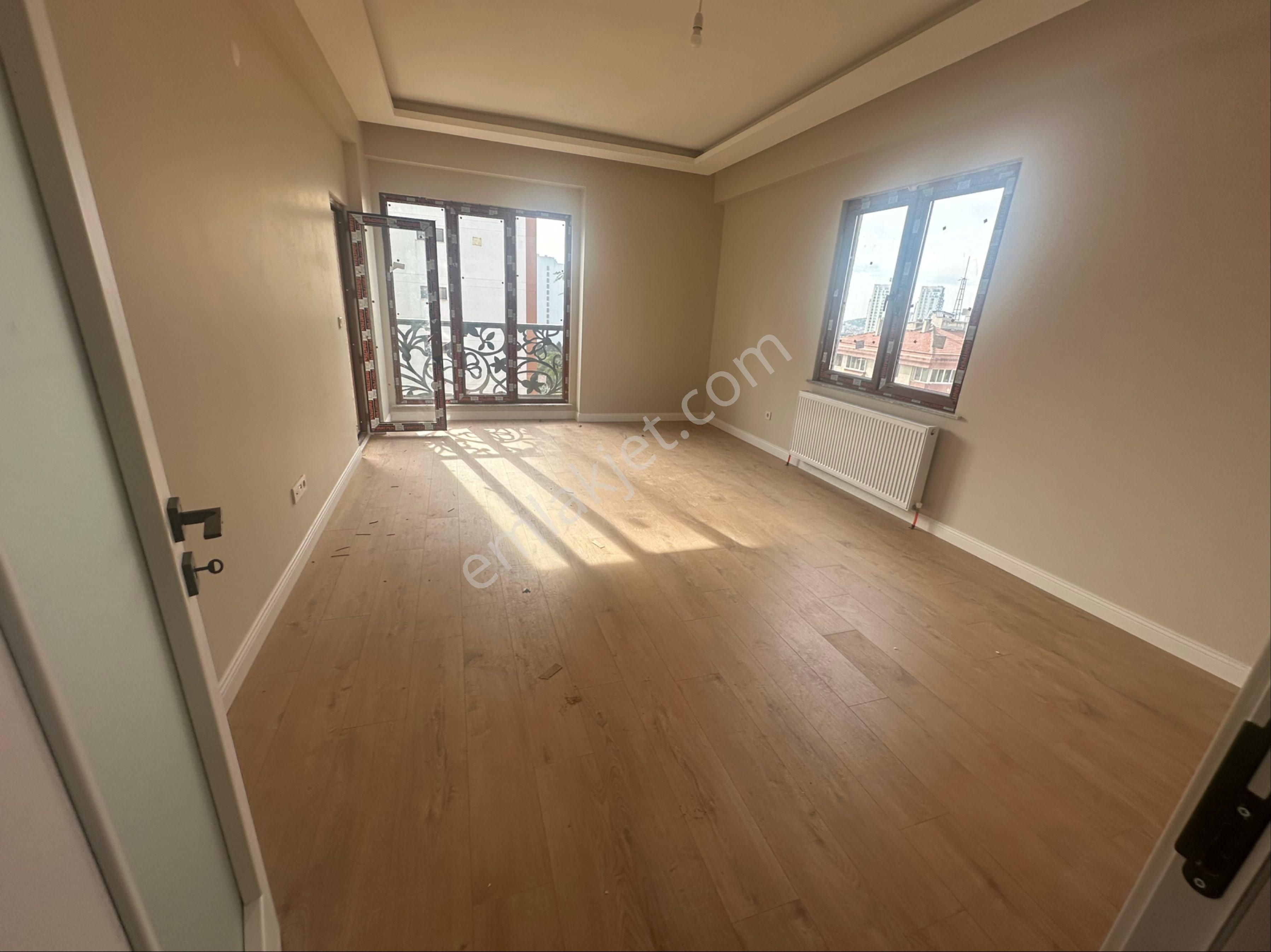 Baki Emlaktan Kartal Petrolişte 2+1 Sıfır Daire - İSTANBUL KARTAL fotoğraf 4