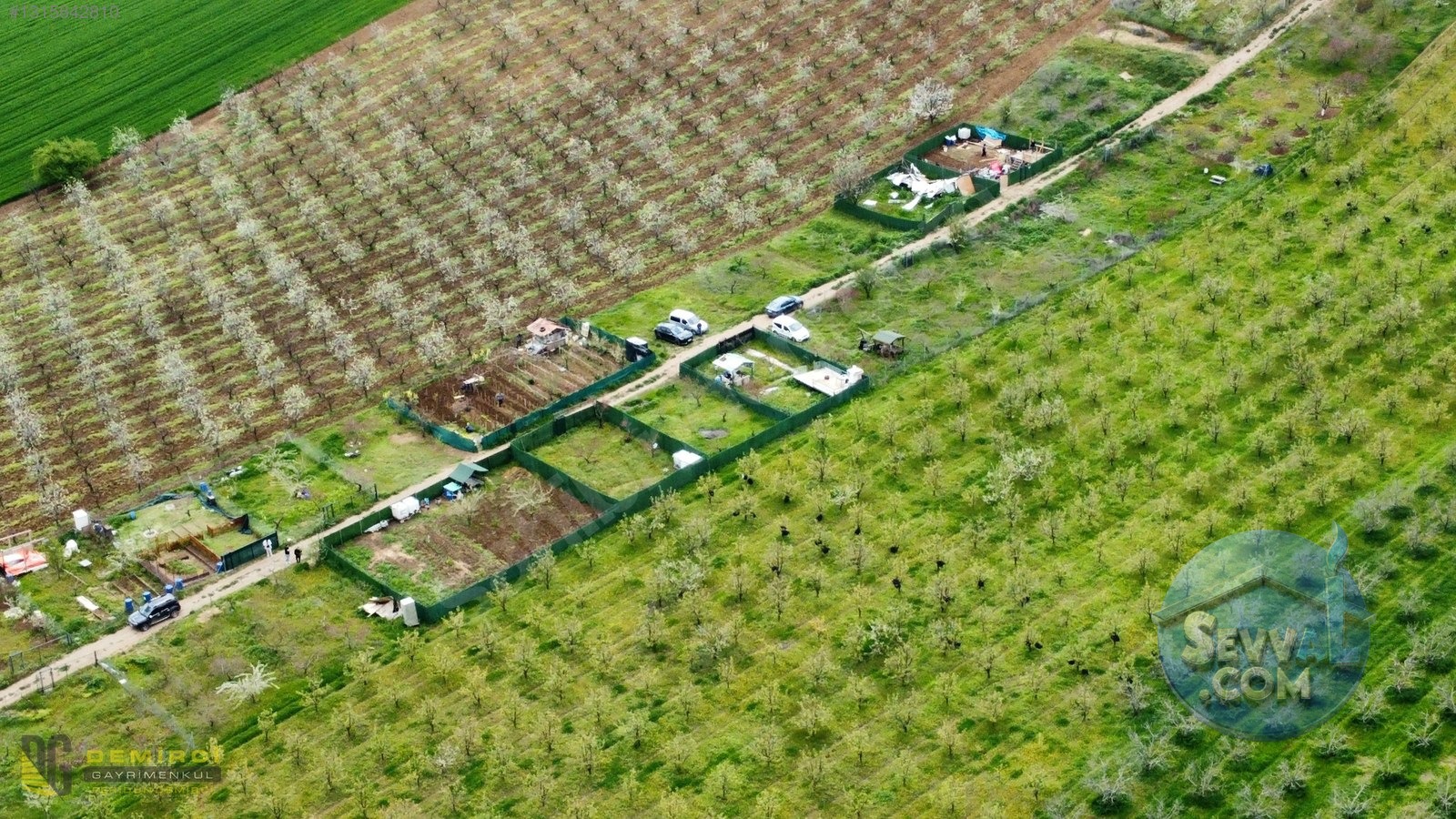 Bursa inegöl Akıncılar 200m² Hobi Bahçesi Aidatsız, Yolu su Var - BURSA İNEGÖL fotoğraf 12