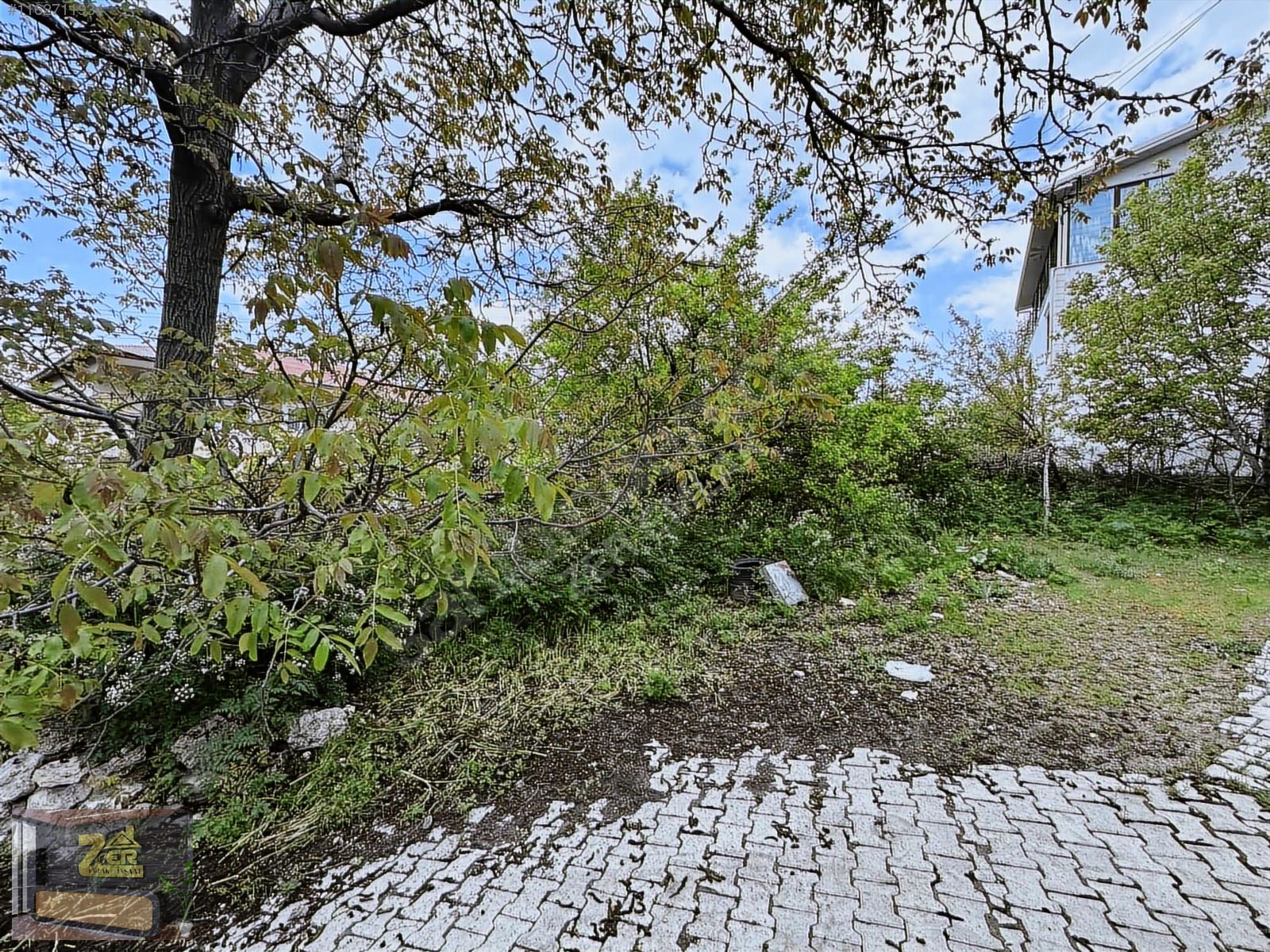 SATILIK EDREMİT ÇARŞI MERKEZDE VİLLALIK 5810M2 ARSA - VAN EDREMİT fotoğraf 3