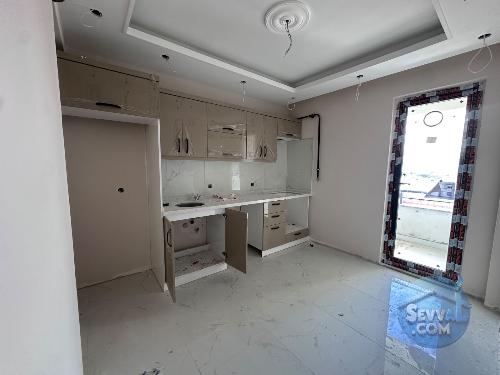 KÖRFEZ KUZEY MH. MERKEZ DE ASANSÖRLÜ SATILIK 3+1 DUBLEKS DAİRE - Kocaeli Körfez fotoğraf 4