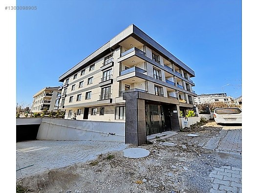 BEYLİKDÜZÜ KAVAKLI MAH 'DE SATILIK 3+1 135m2 OTURUMA HAZIR DAİRE - İSTANBUL BEYLİKDÜZÜ fotoğraf 27