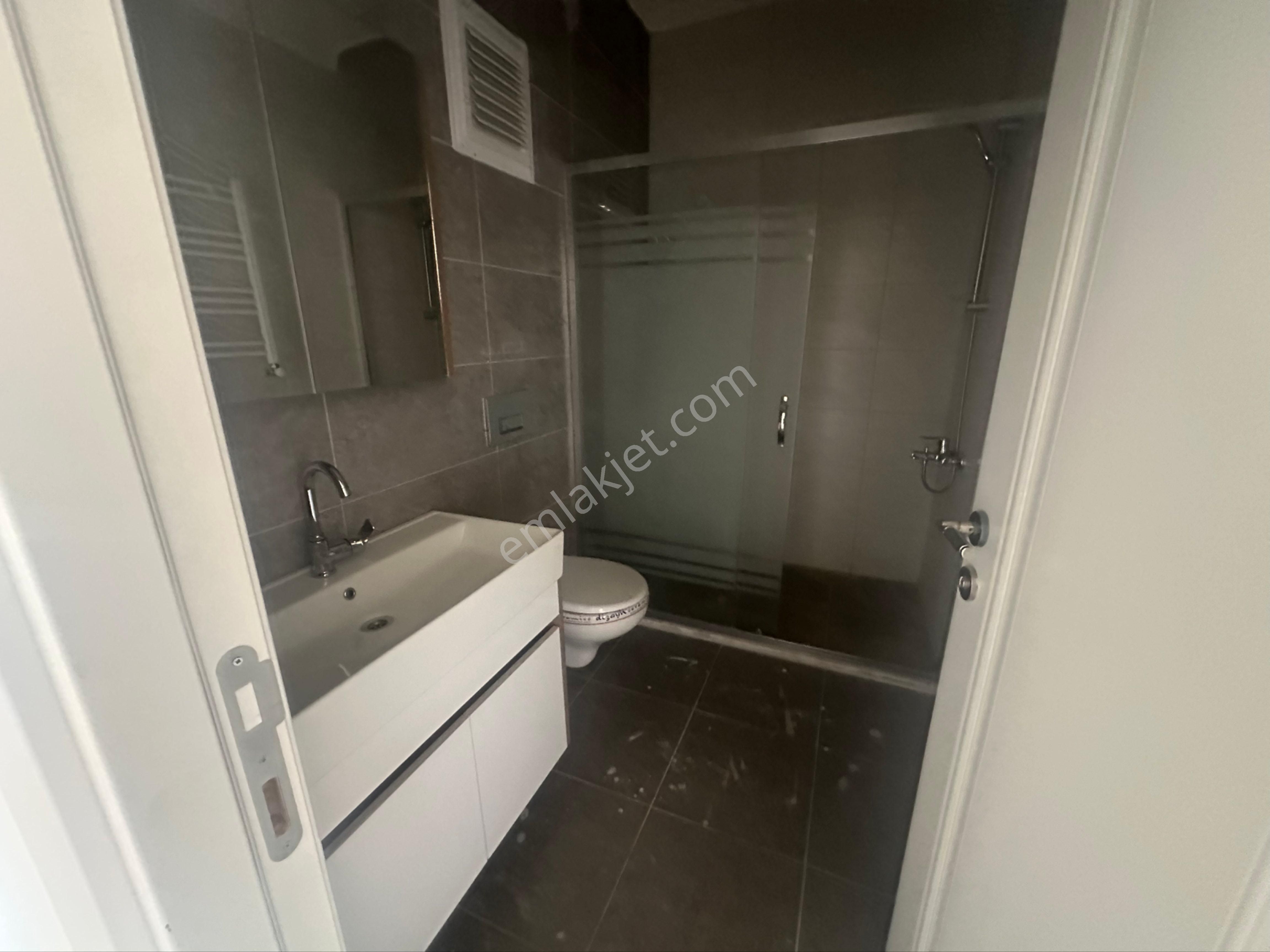 Kartal Esentepede 3+1 Geniş Daire - İSTANBUL KARTAL fotoğraf 13