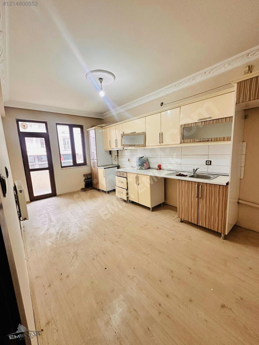EMİR EMLAK GAYRİMENKUL DEN SATILIK 3+1 DAİRE - KARS MERKEZ fotoğraf 4