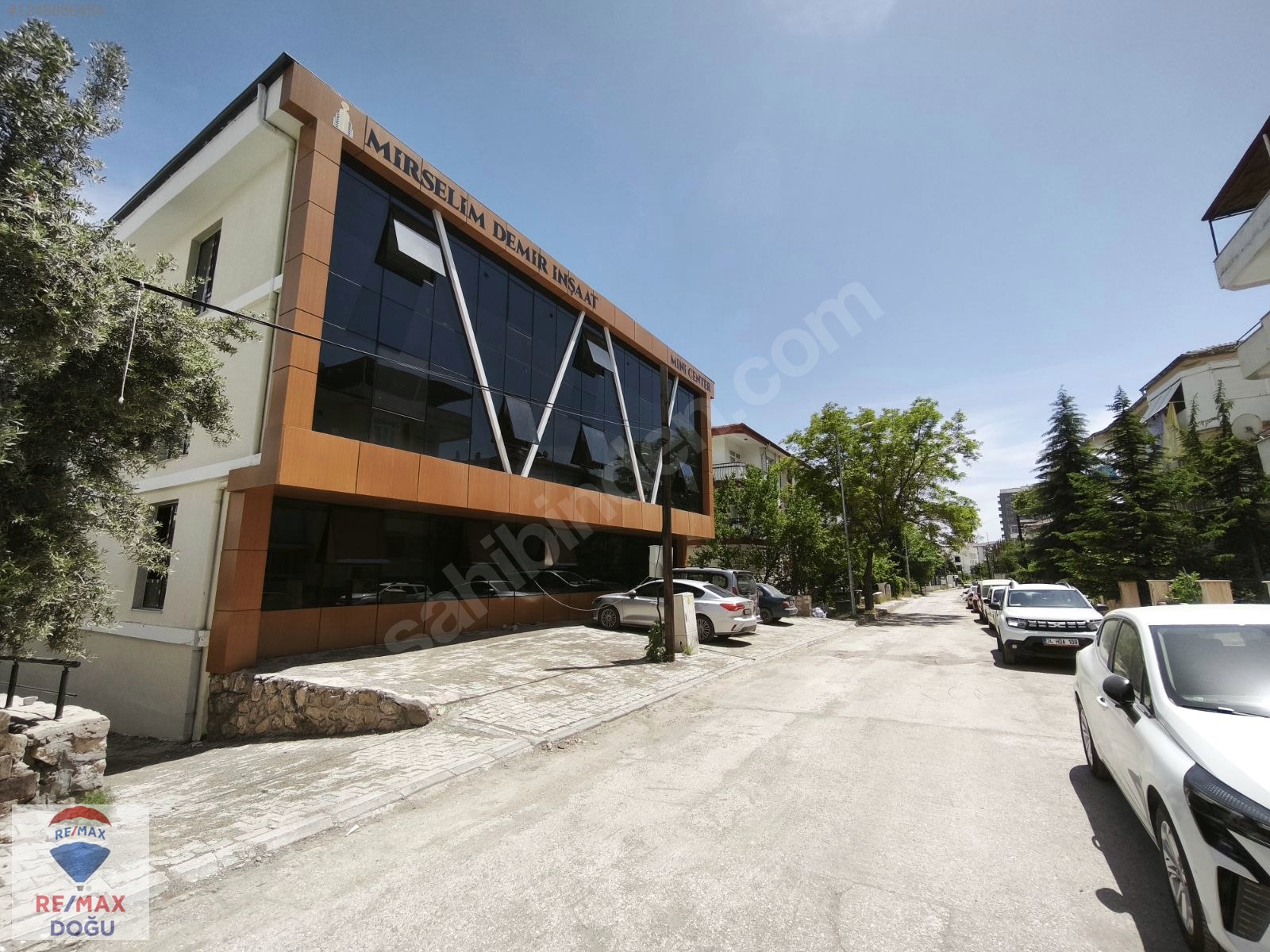 REMAX DOĞU'DAN CUMHURİYET MAHALLESİNDE 1+1 SATILIK OFİS - ELAZIĞ MERKEZ fotoğraf 2