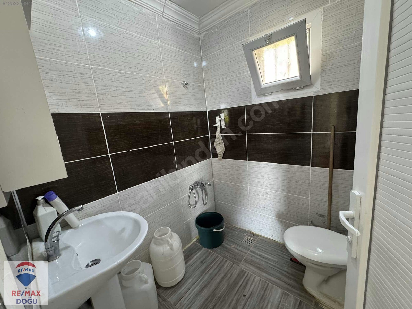 REMAX DOĞUDAN GEZİNDE SATILIK 2.500 M2 BAHÇELİ EV - ELAZIĞ MADEN fotoğraf 6