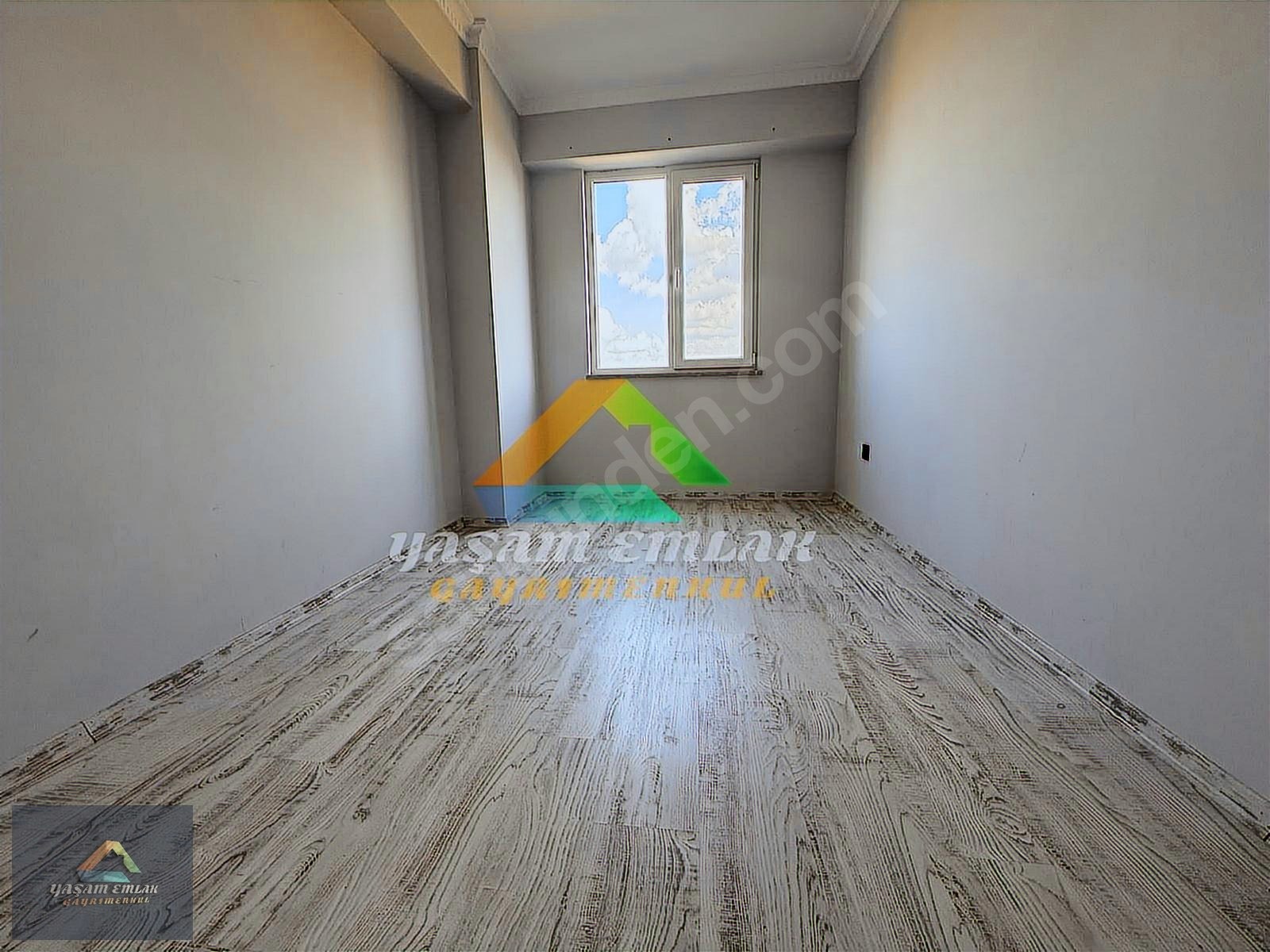 PENDİK SÜLÜNTEPE SİTE İÇİ İSKANLI ARA KAT SATILIK 3+1 DAİRE - İSTANBUL PENDİK fotoğraf 9