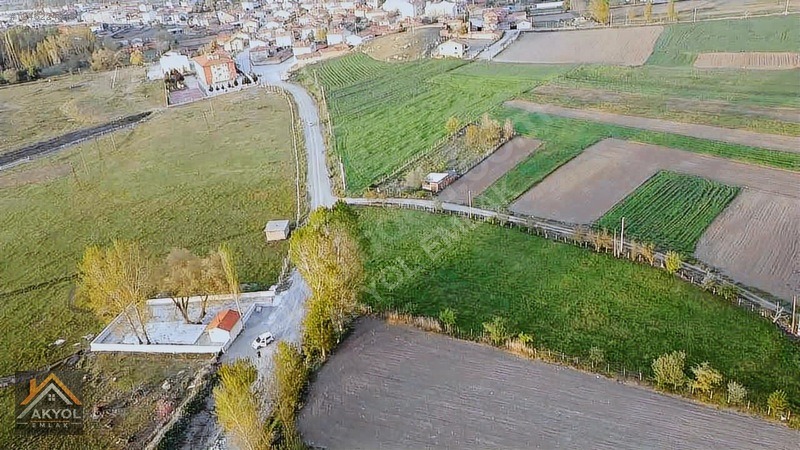 ^^AKYOL EMLAKTAN ÇARDAKLIDA İMARA 200metre SATILIK TARLA^^ - KÜTAHYA TAVŞANLI fotoğraf 5