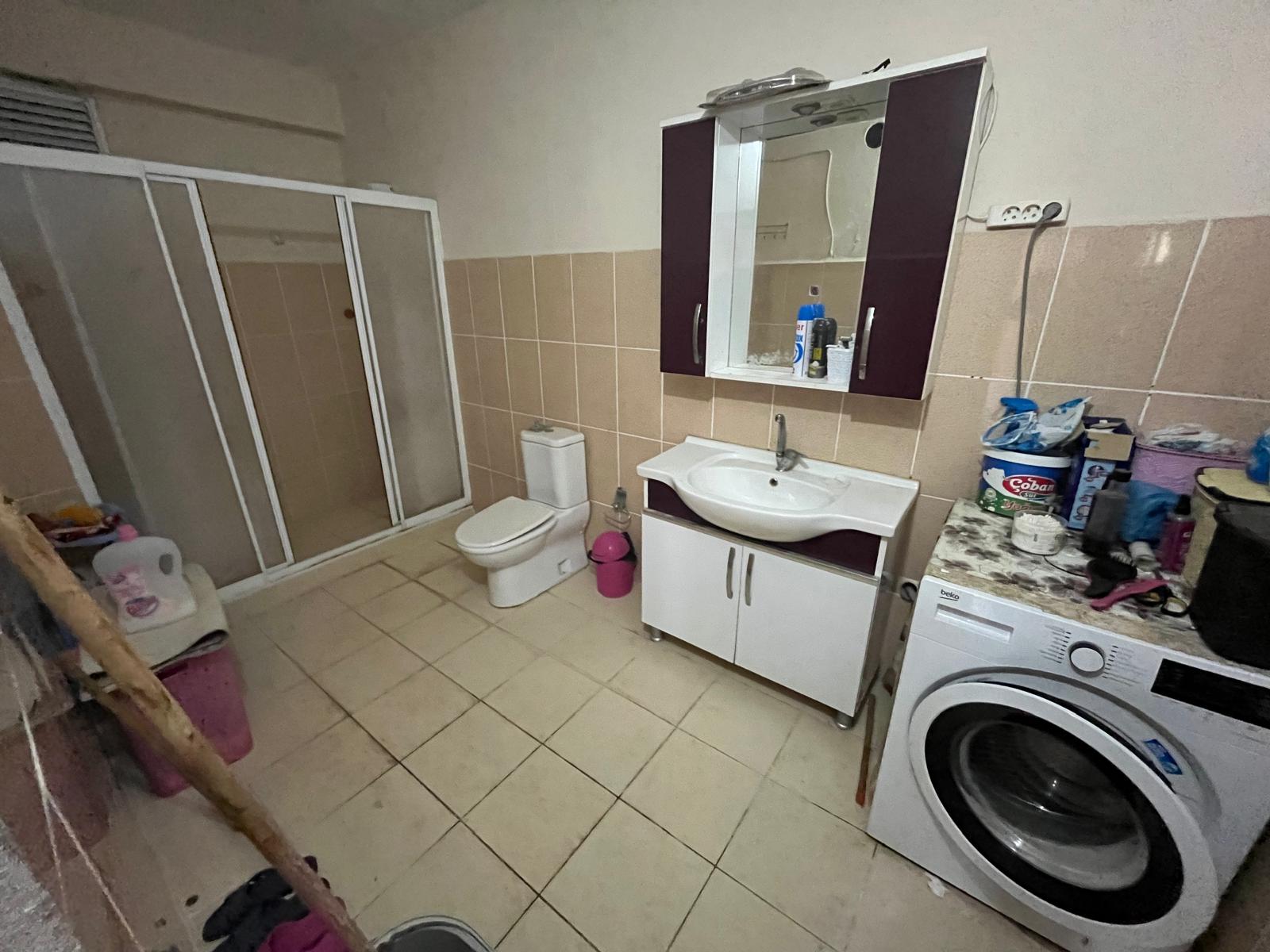 HÜRRİYET MAHALLESİNDE GENİŞ OTURUMLU 3 CEPHELİ 3+1 DAİRE - MERSİN YENİŞEHİR fotoğraf 18