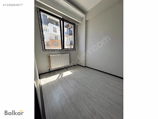 BATI OTOBAN ÇIKIŞI YENİ METRO DURAGININ KARŞISINDA LÜX 1+1 DAİRE - İZMİR BUCA fotoğraf 7