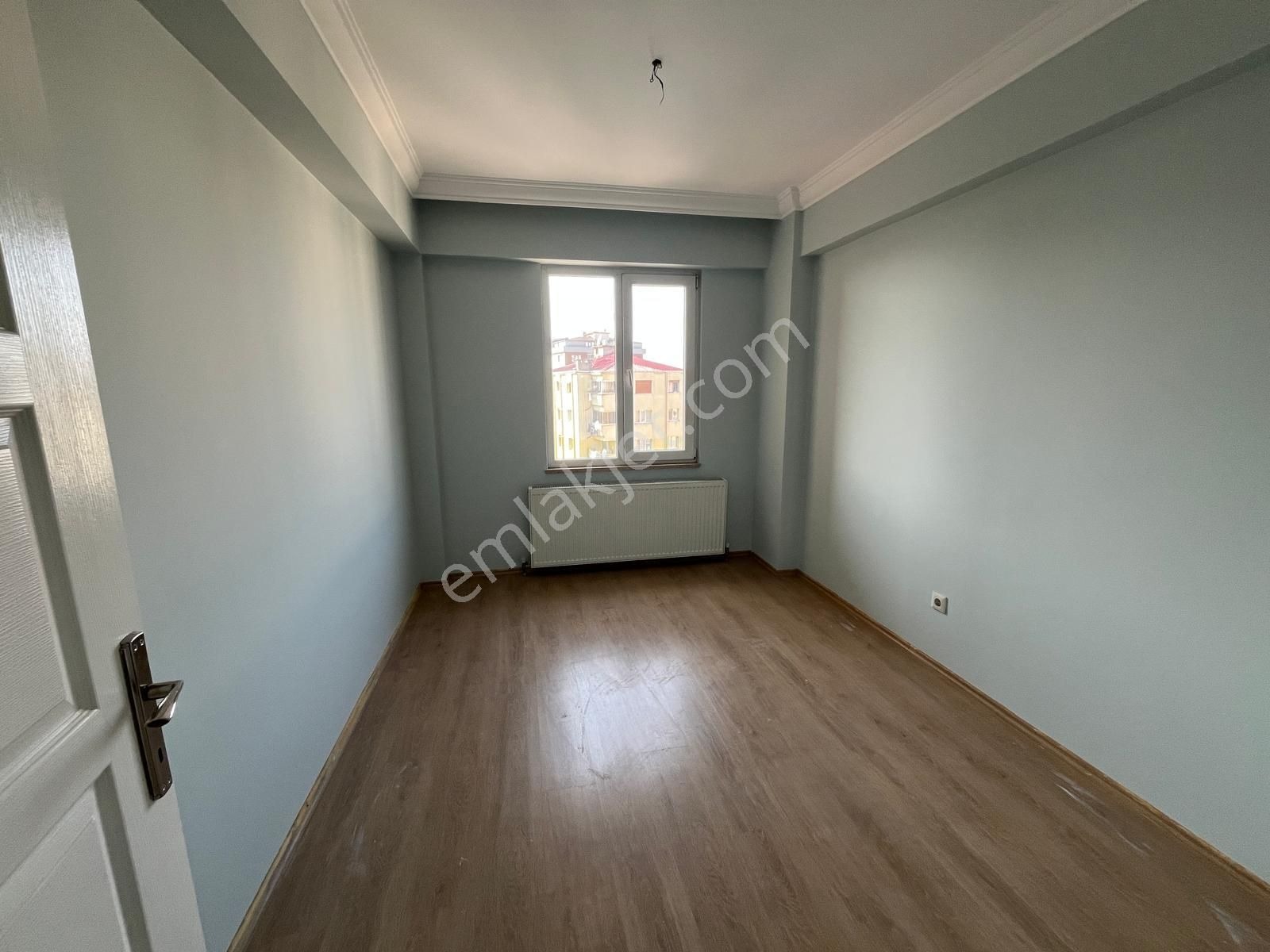 Baki Emlaktan Yukarı Mahallede Deniz Manzaralı Salılık 3+2 Dubleks - İSTANBUL KARTAL fotoğraf 8