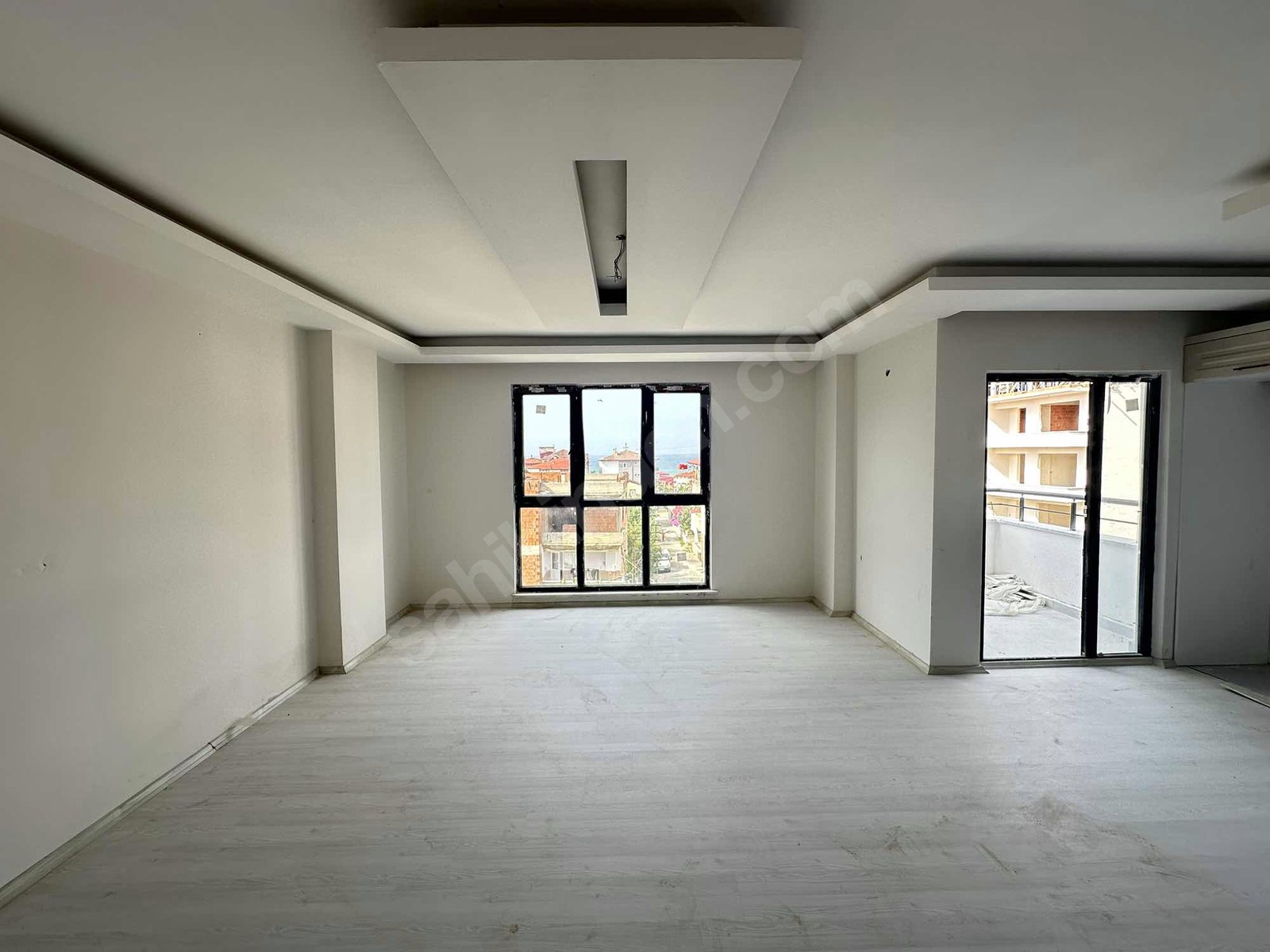 BULANCAK SANNAYİ MH DE DOĞALGAZLI ASANSÖRLÜ SIFIR 3+1 DAİRE - GİRESUN BULANCAK fotoğraf 4