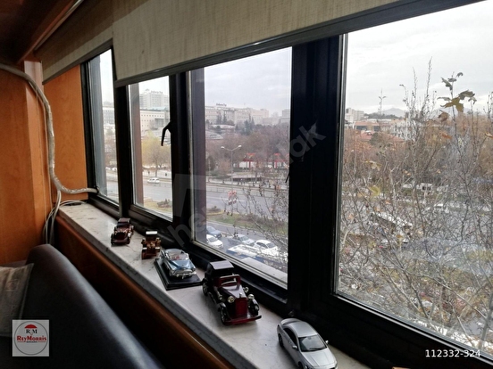 Ankara Sıhhiye Merkezde Balıkçıoğlu İş Hanı Katta Ön Cephe 4 Bölüm 95 M2 Satılık - ANKARA ÇANKAYA fotoğraf 6