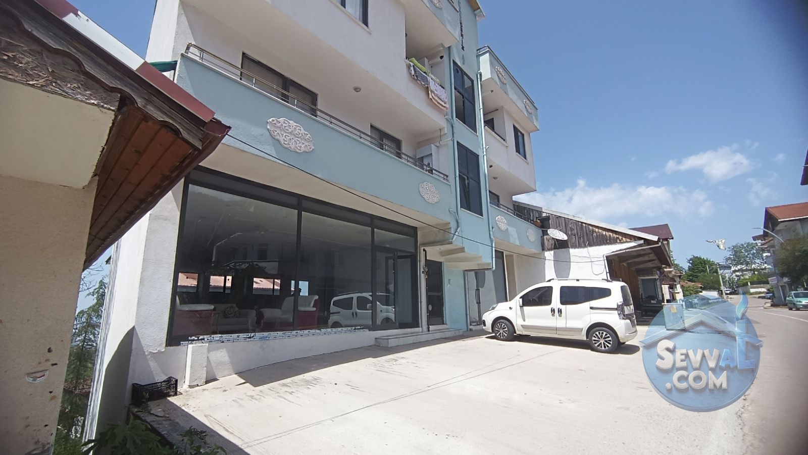 ENKA GYO'DAN KİRALIK 180+220 M2 CADDE ÜZERİNDE DUKKAN MAGAZA - Kocaeli Başiskele fotoğraf 8