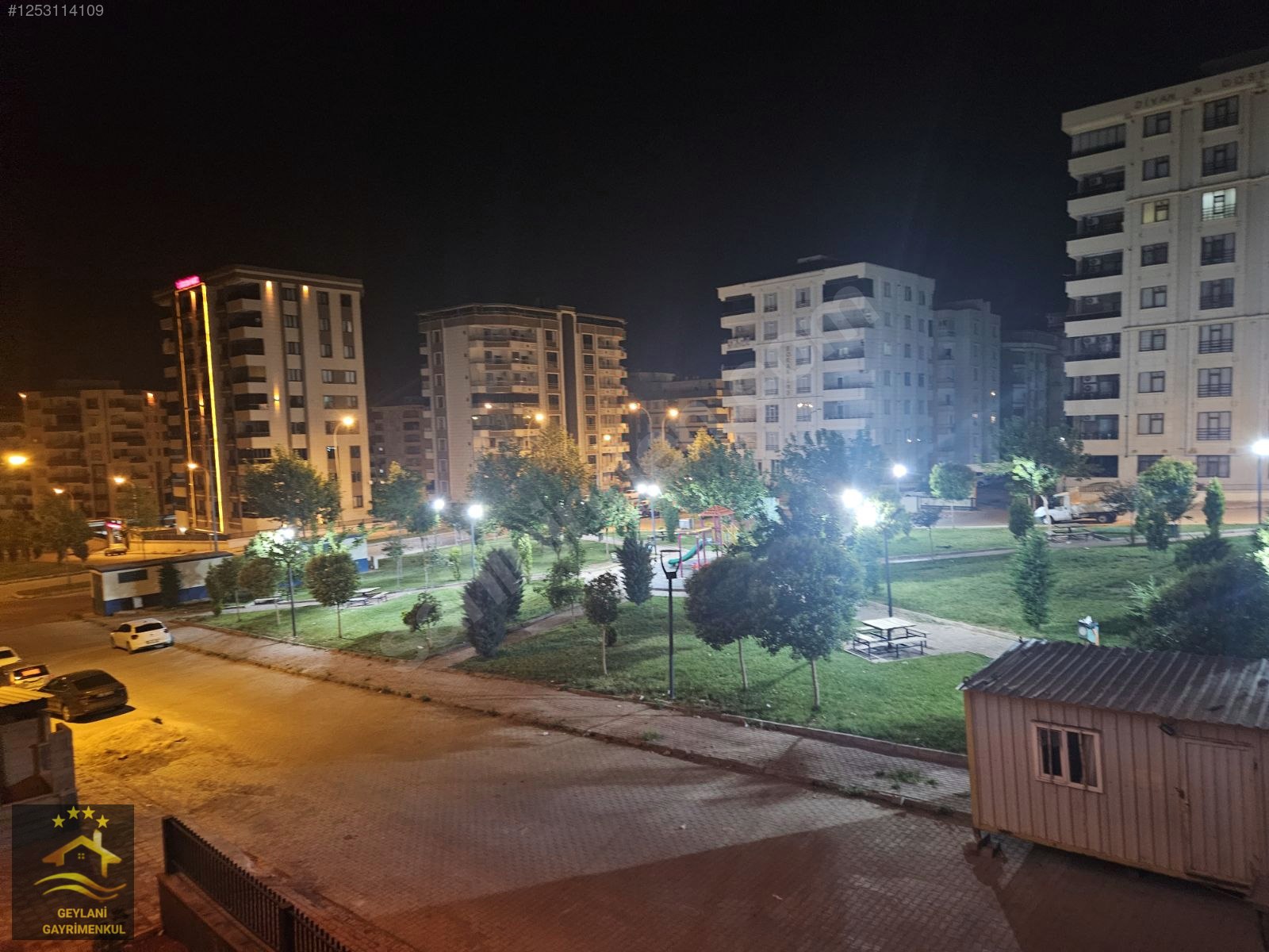 GEYLANİ EMLAKTAN HER KATTA TEKLİ DAİRE 4+1 ARA ULTRA LÜX SATILIK - ŞANLIURFA KARAKÖPRÜ fotoğraf 4