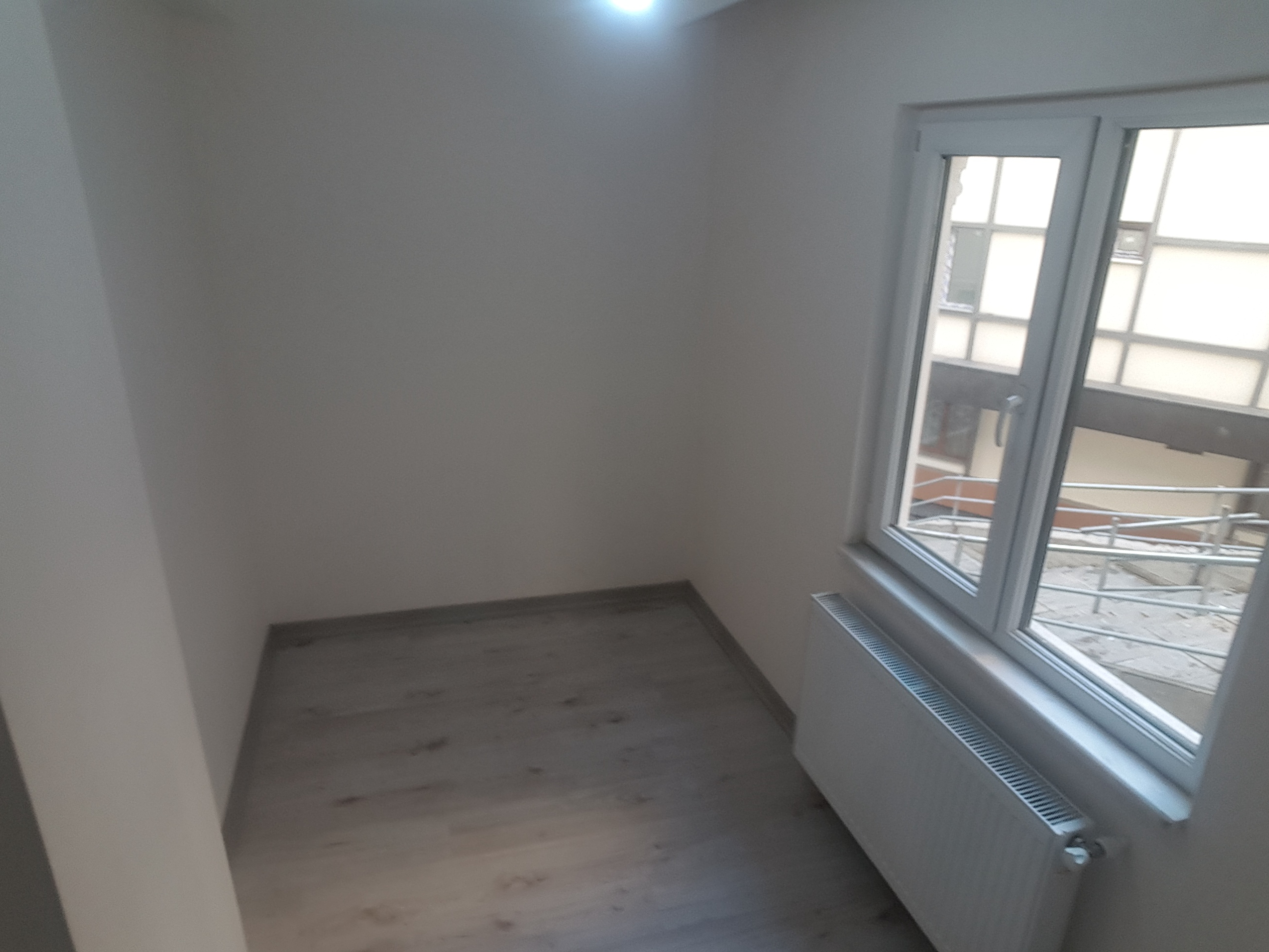 KAĞITHANE EMNİYETEVLERDE ARAKAT 4+2 140 M2 DUBLEKS DAİRE - İSTANBUL KAĞITHANE fotoğraf 3