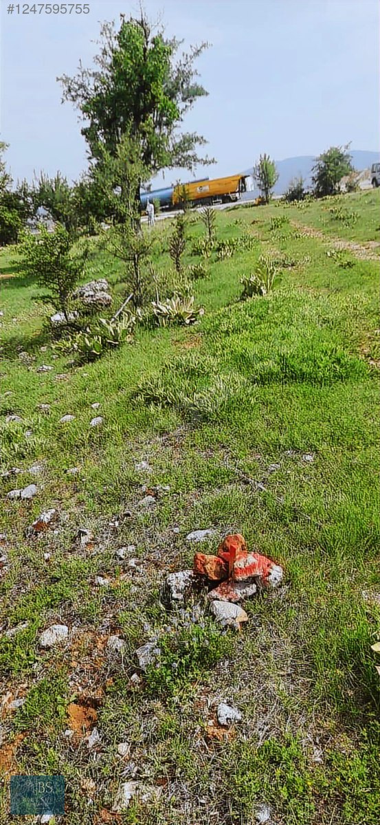 ACIPAYAM YASSIHÜYÜKTE SATILIK 4400 M2 ARSA - DENİZLİ ACIPAYAM fotoğraf 8