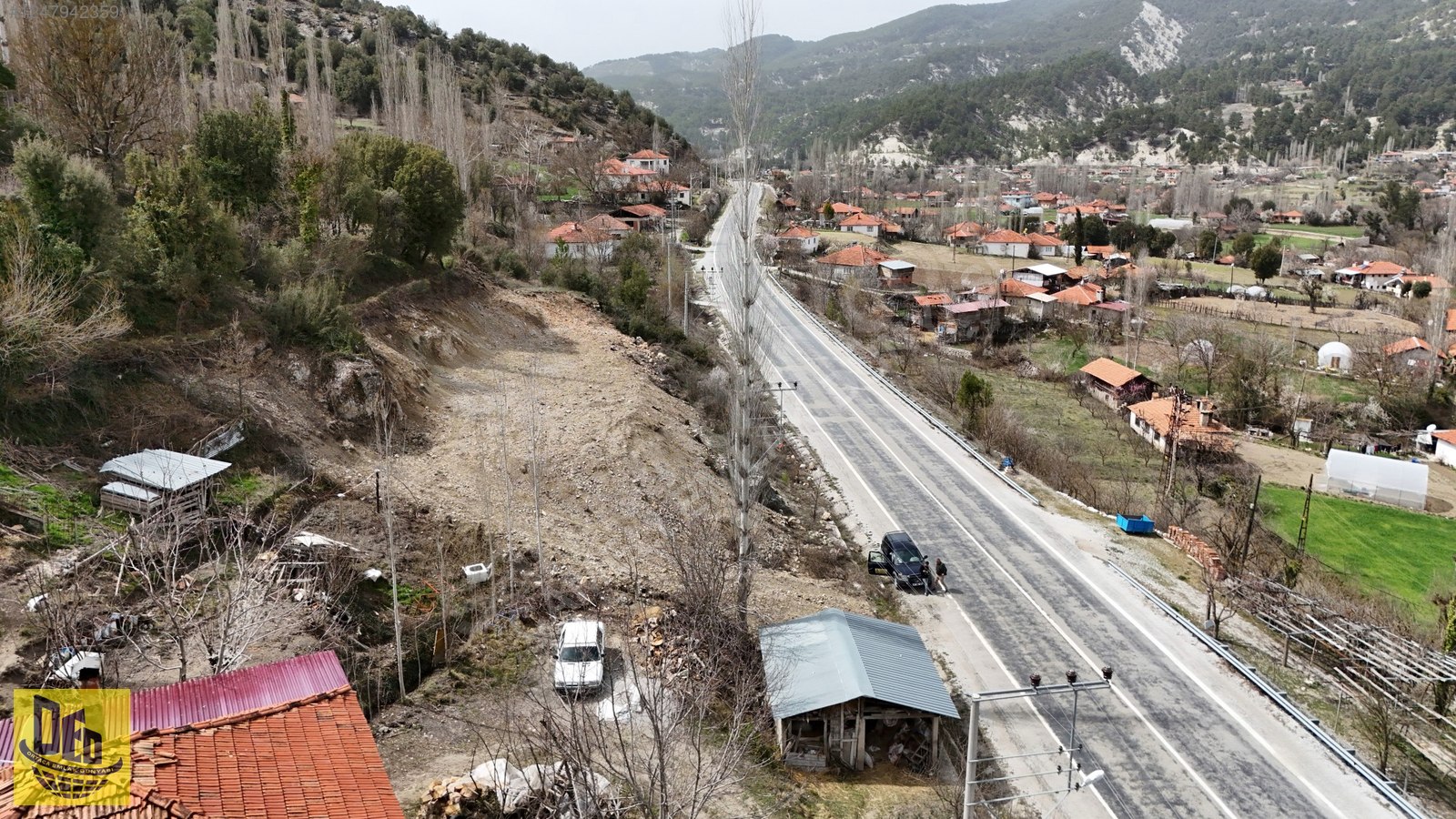 KİRAZLIYAYLA'DA FETHİYE YOLU ÜZERİNDE 764 m² İMARLI ARSA - DENİZLİ ÇAMELİ fotoğraf 4