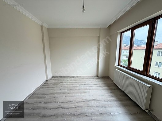 ROYAL EMLAKTAN BAHÇELERİÇİNDE KİRALIK 1+1 DAİRE - AMASYA MERKEZ fotoğraf 6