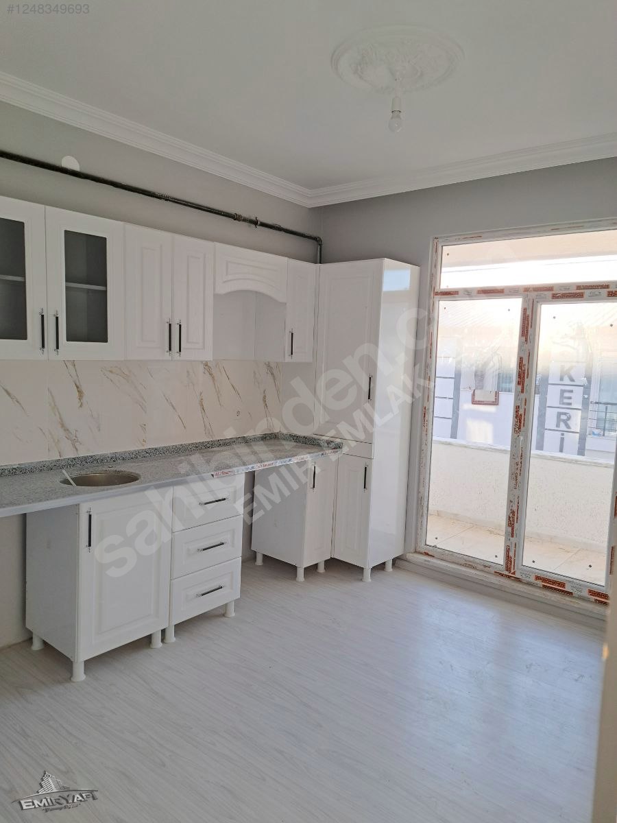 EMİR EMLAK GAYRİMENKULDEN SATILIK 4+1 DUBLEX FIRSAT ÇARŞI MERKEZ - KARS MERKEZ fotoğraf 4