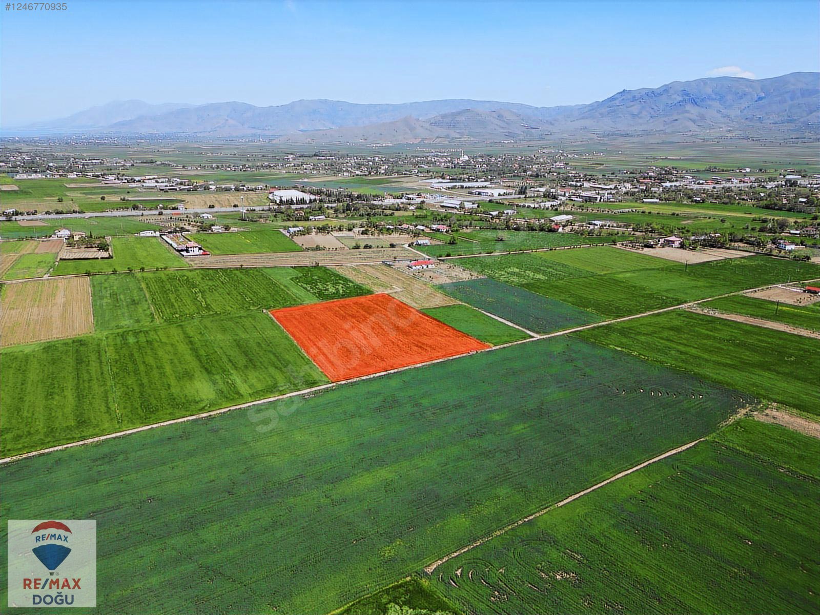 REMAX DOĞU'DAN KUYULUDA DİYARBAKIR YOLUNA YAKIN TARLA - ELAZIĞ MERKEZ fotoğraf 3