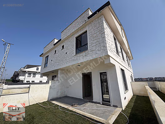 KOCAALİ SAHİLDE SATILIK HAVUZLU 3+1 TRİPLEKS VİLLA - SAKARYA KOCAALİ fotoğraf 36