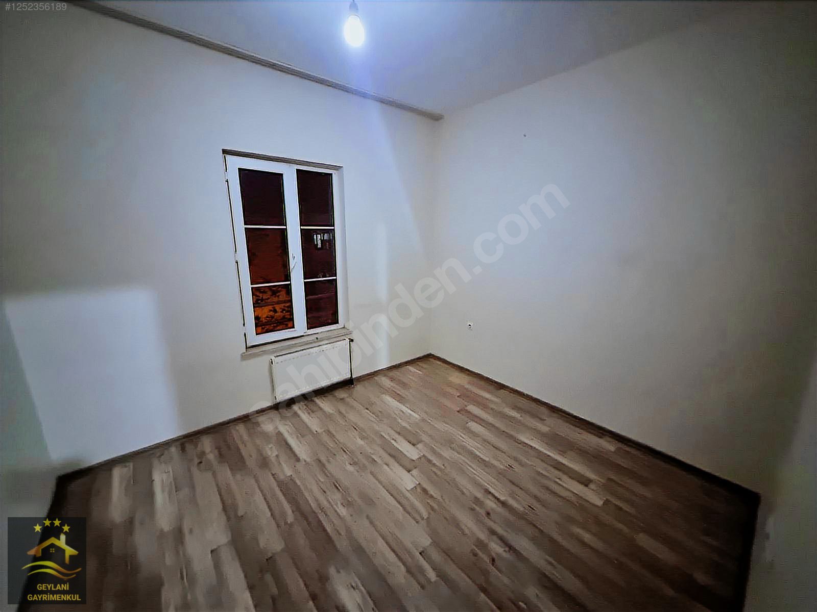 GEYLANİ EMLAKTAN 2.KAT KÖŞE BAŞI SATILK DAİRE - ŞANLIURFA KARAKÖPRÜ fotoğraf 2