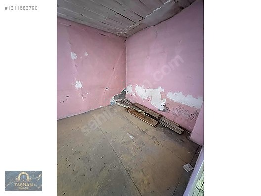 GÖKMEDRESE MAHALLESİNDE 3 KATLI SATILIK MÜSTAKİL EV - AMASYA MERKEZ fotoğraf 13