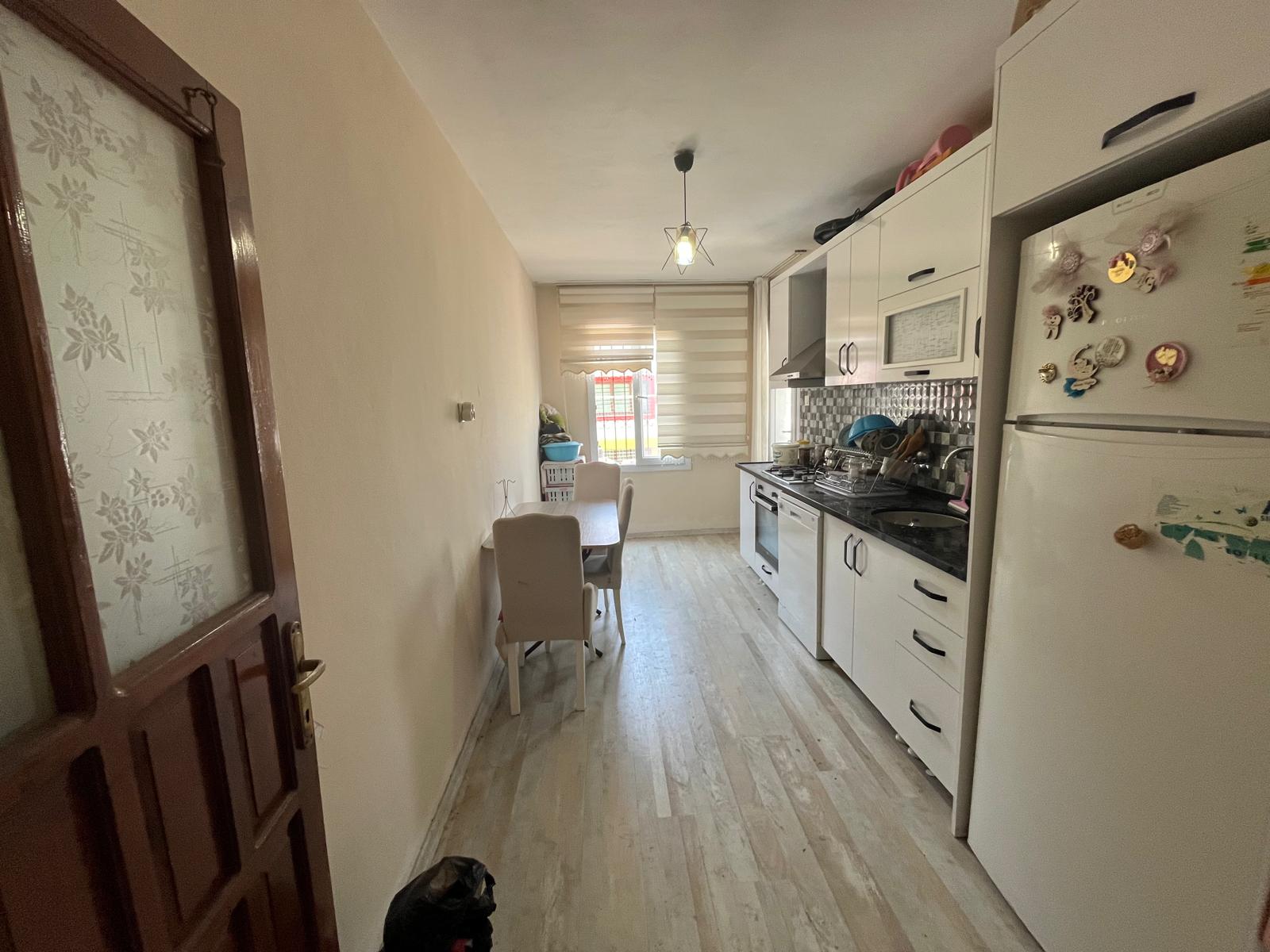 HÜRRİYET MAHALLESİNDE GENİŞ OTURUMLU 3 CEPHELİ 3+1 DAİRE - MERSİN YENİŞEHİR fotoğraf 13