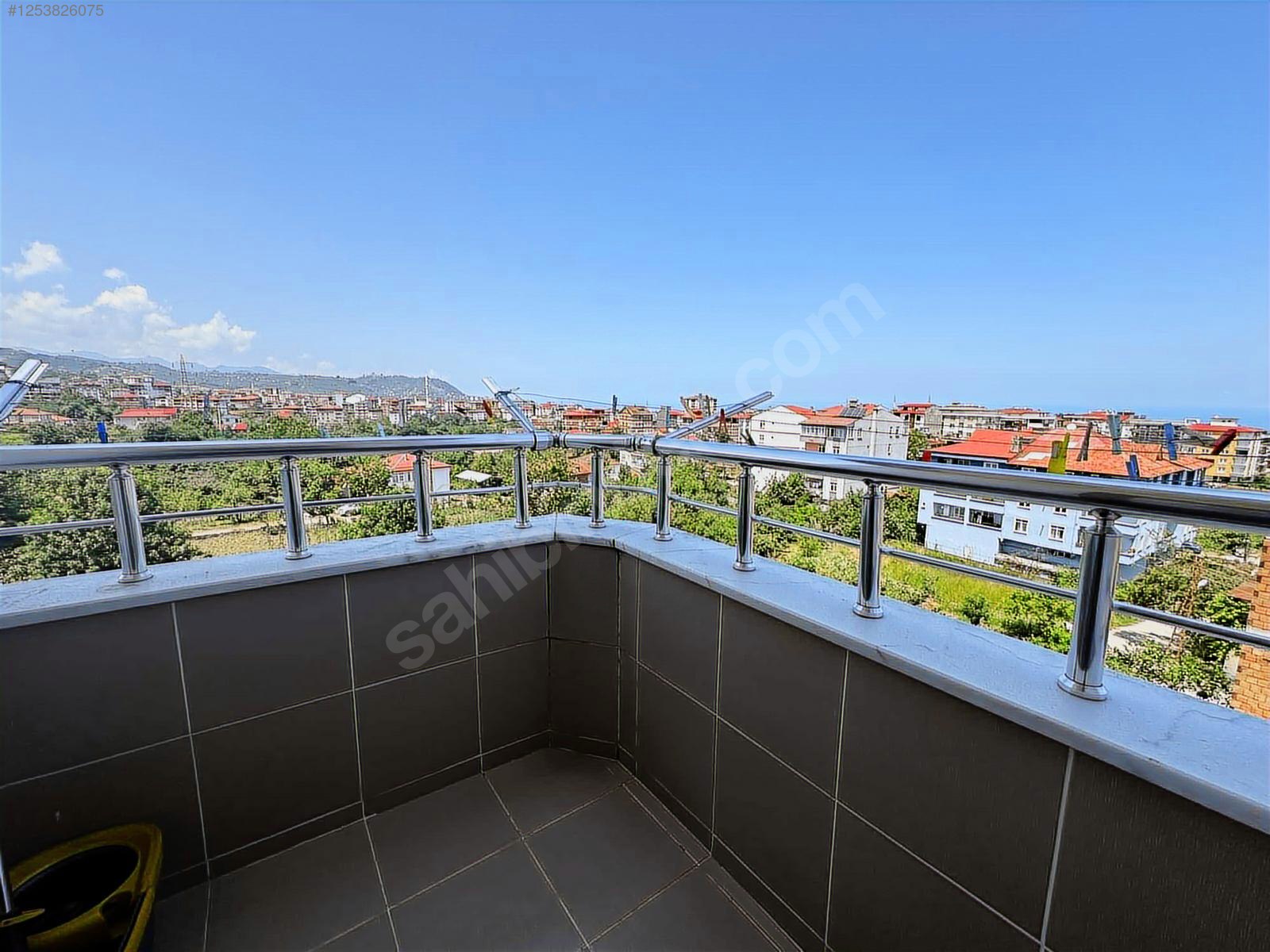 BAHÇELİEVLERDE DOĞALGAZLI GENİŞ FERAH 4+1 SATILIK DAİRE - GİRESUN BULANCAK fotoğraf 2