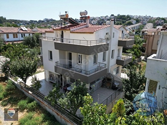 GENİŞ BAHÇELİ,DOĞALGAZLI,BAKIMLI,3+1 ,TRIBLEKS YAZLIK SATIŞTA... - AYDIN KUŞADASI fotoğraf 12