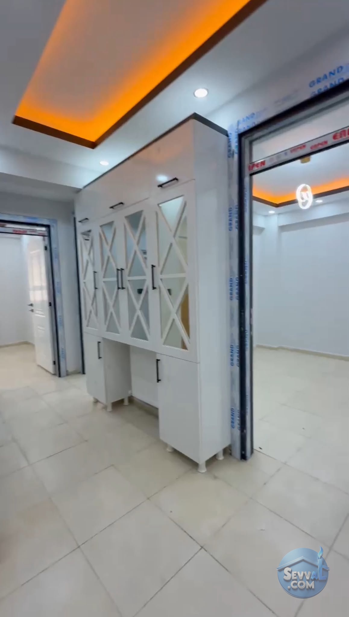 AHMET YESEVİ MAH YÜKSEK GİRİŞ 3+1 D.GAZ KAPIDA  YETKİ NO: 6300012  - ŞANLIURFA HALİLİYE fotoğraf 21