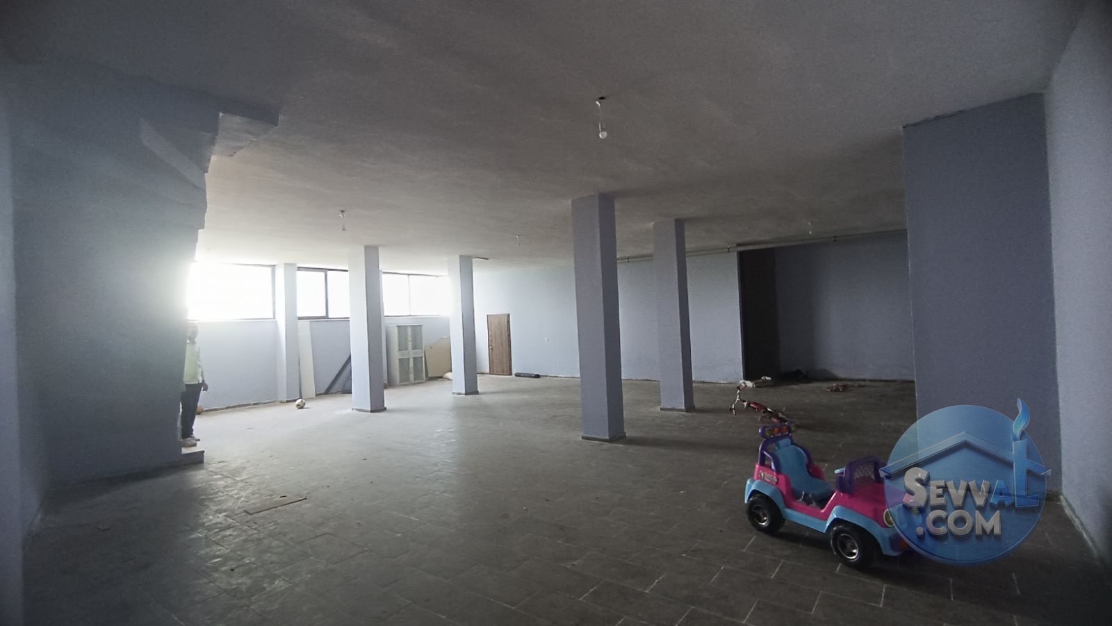 ENKA GYO'DAN KİRALIK 180+220 M2 CADDE ÜZERİNDE DUKKAN MAGAZA - Kocaeli Başiskele fotoğraf 6