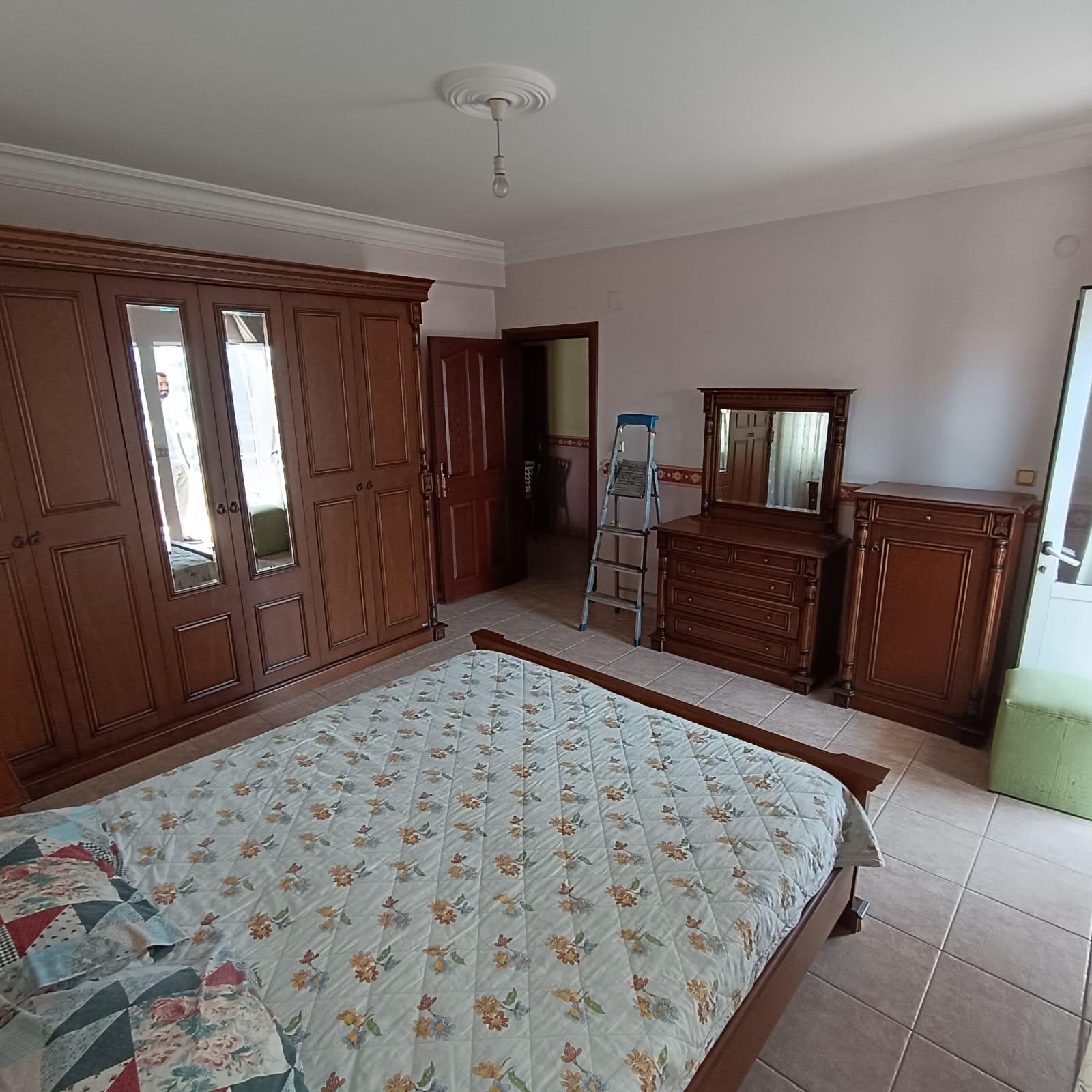 PİRİREİS MAHALLESİ 3+1 GENİŞ OTURUMLU 190M2 EŞYALI DAİRE - MERSİN YENİŞEHİR fotoğraf 18