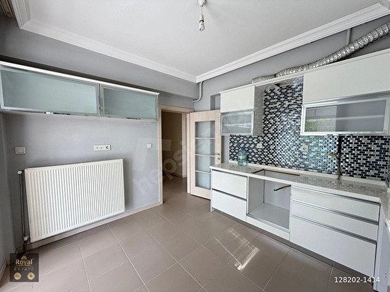 ROYAL EMLAKTAN HACILAR MEYDANINDA SATILIK 3+1FIRSAT DAİRE - AMASYA MERKEZ fotoğraf 3