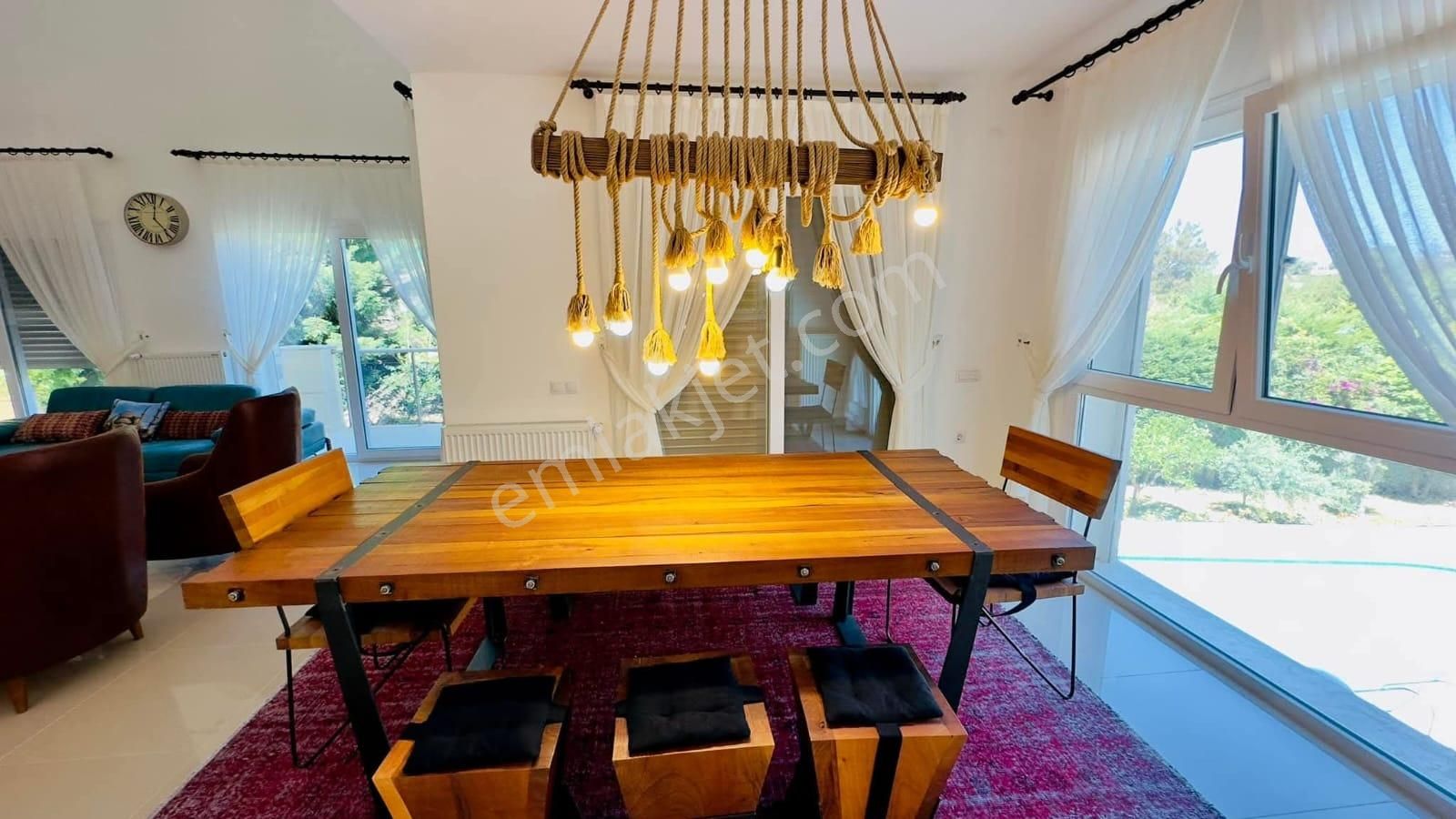 Kuşadası Soğucakta 6+2 Müstakil Villa. - AYDIN KUŞADASI fotoğraf 4