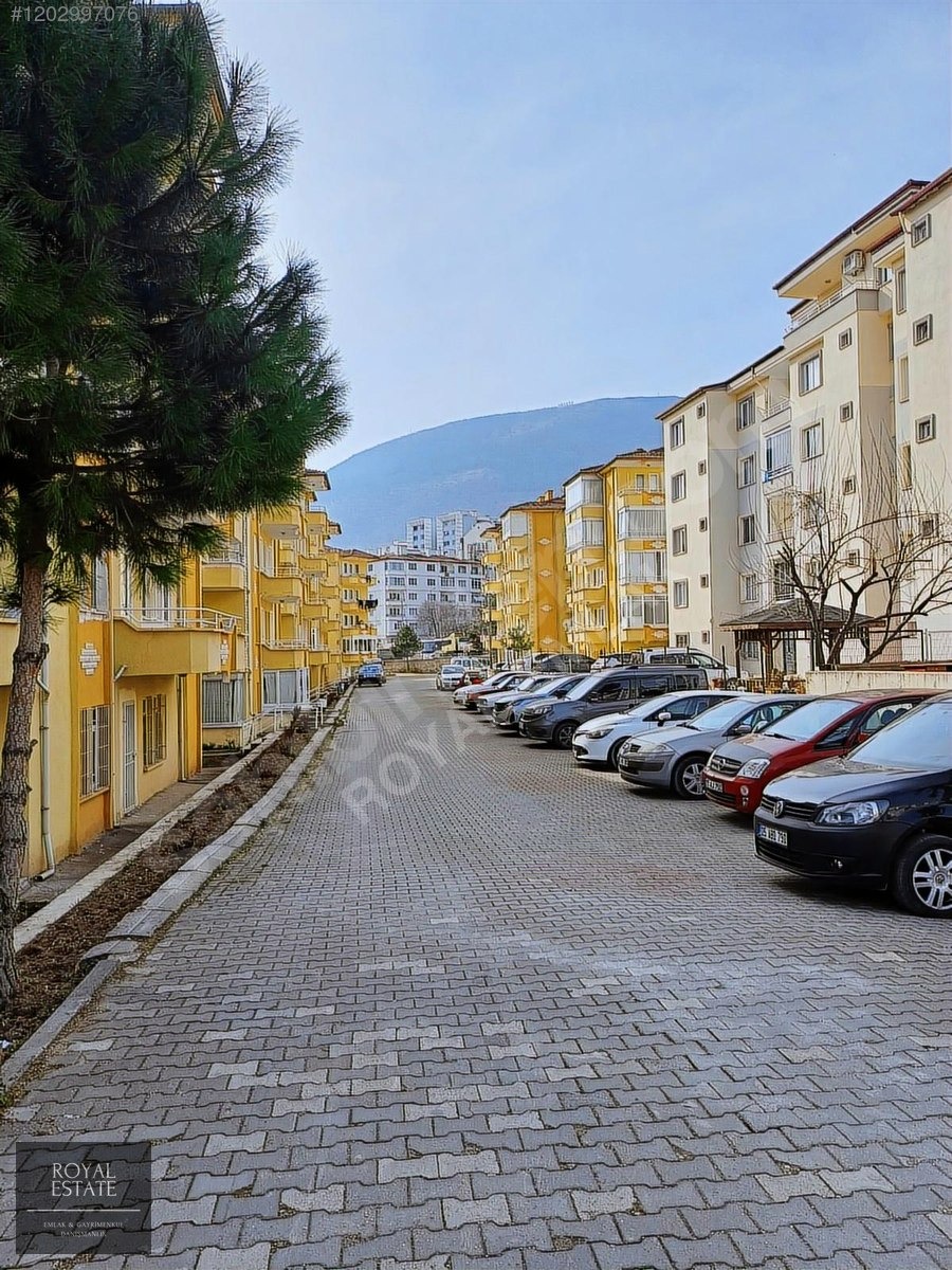 ROYAL EMLAKTAN ÇOK GÜZEL KONUMDA 3+1 FUL EŞYALI DAİRE - AMASYA MERKEZ fotoğraf 6