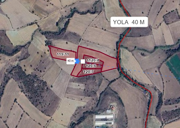 UŞAK EŞME BOZLAR KÖYÜ’NDE 4527 M² TARLA SATILIKTIR - UŞAK EŞME fotoğraf 3