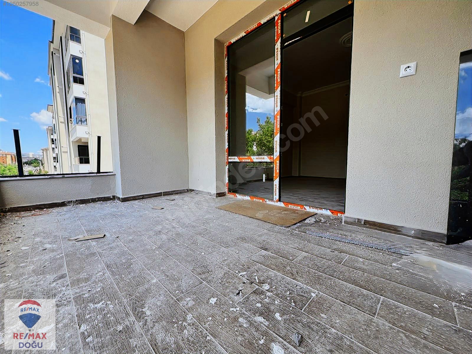REMAX DOĞU ABDULLAHPAŞA MAH.ANA CADDEYE ÇOK YAKIN SATILIK DAİRE - ELAZIĞ MERKEZ fotoğraf 3
