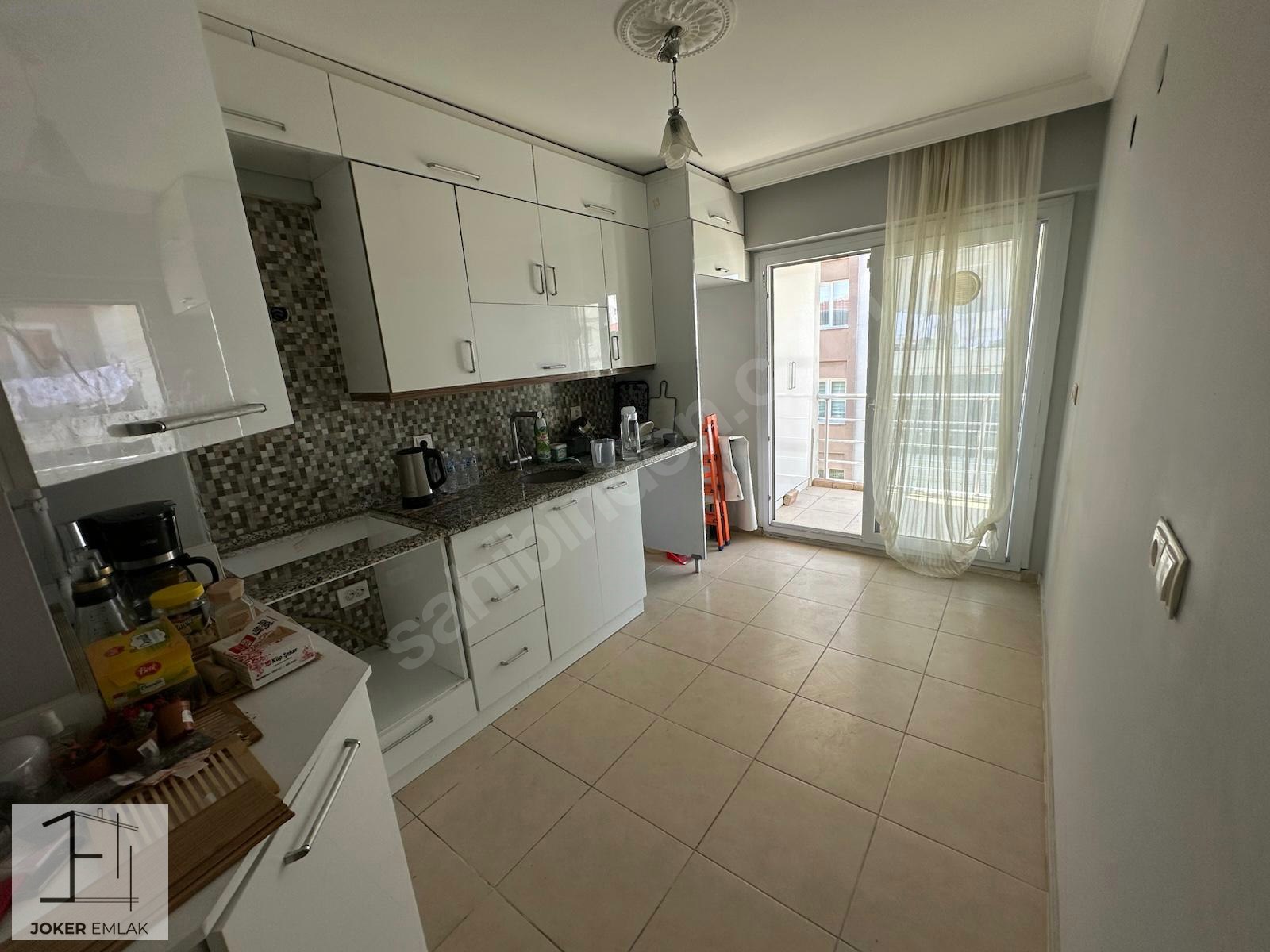 KEMALÖZ MAH.FİLE MARKET YAKININDA 125 m2 2+1 SATILIK DAİRE - UŞAK MERKEZ fotoğraf 5