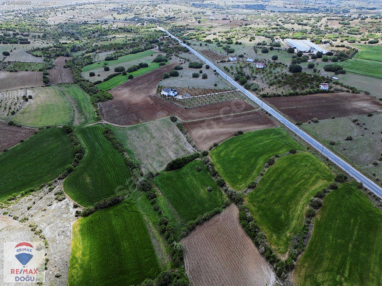 REMAX DOĞUDAN SÜTLÜCE MERKEZDE FIRSAT TARLA - ELAZIĞ MERKEZ fotoğraf 3