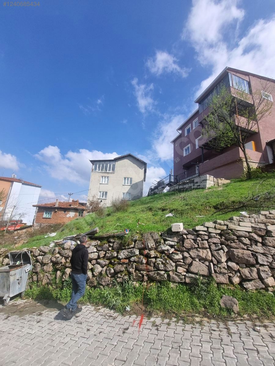 Buyukorhan merkezde 135m2 arsa 3 kat imarlı çarşıya 100 m - BURSA BÜYÜKORHAN fotoğraf 4