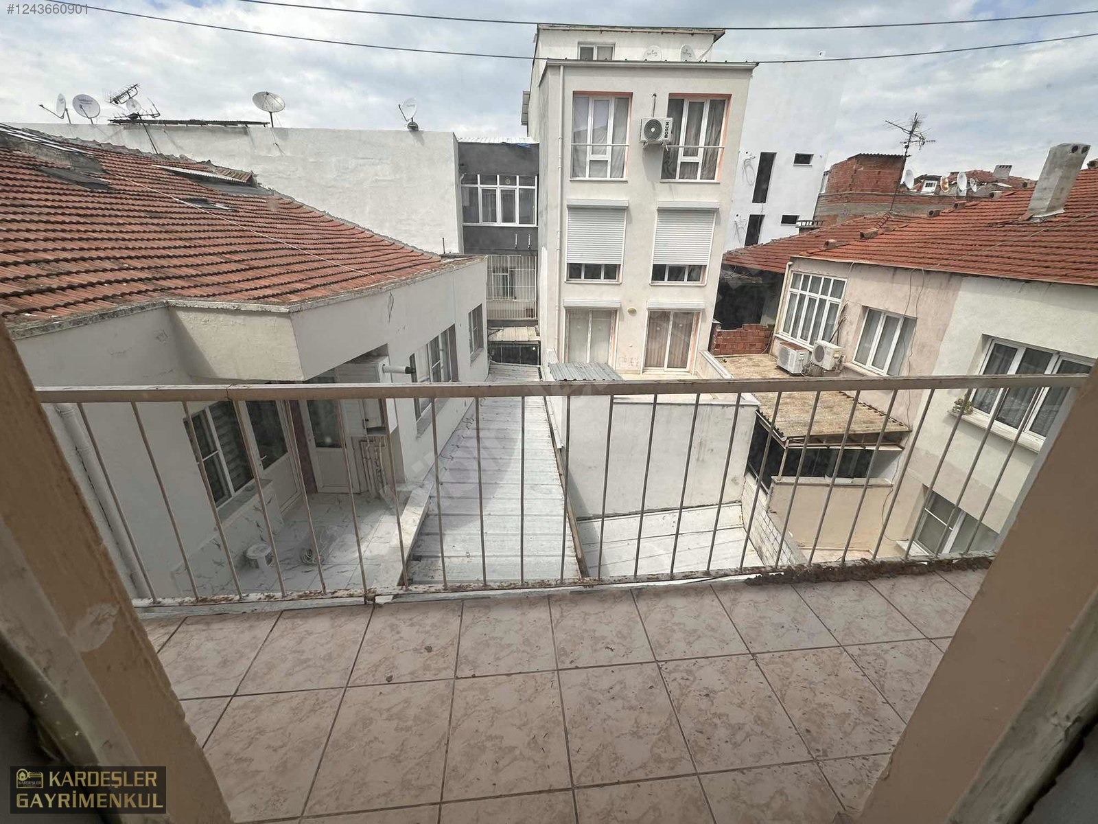 ÇARŞI MERKEZDE SATILIK ARAKAT DAİRE FIRSAT ! - MANİSA AKHİSAR fotoğraf 15